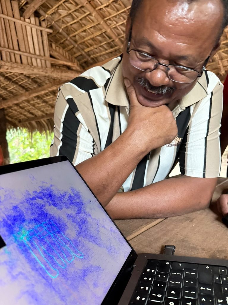 Scanning Together in the field