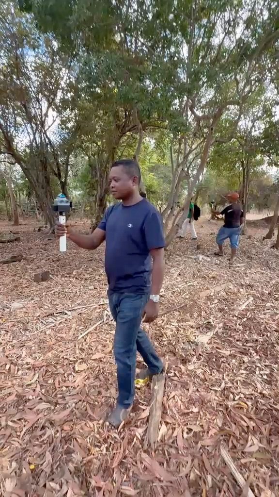 Scanning Together in the field